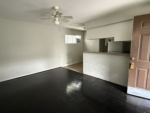 2nd image of 1849 Richmond Ave #42
