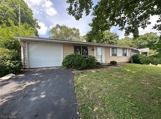 1645 Border St, Zanesville, OH 43701