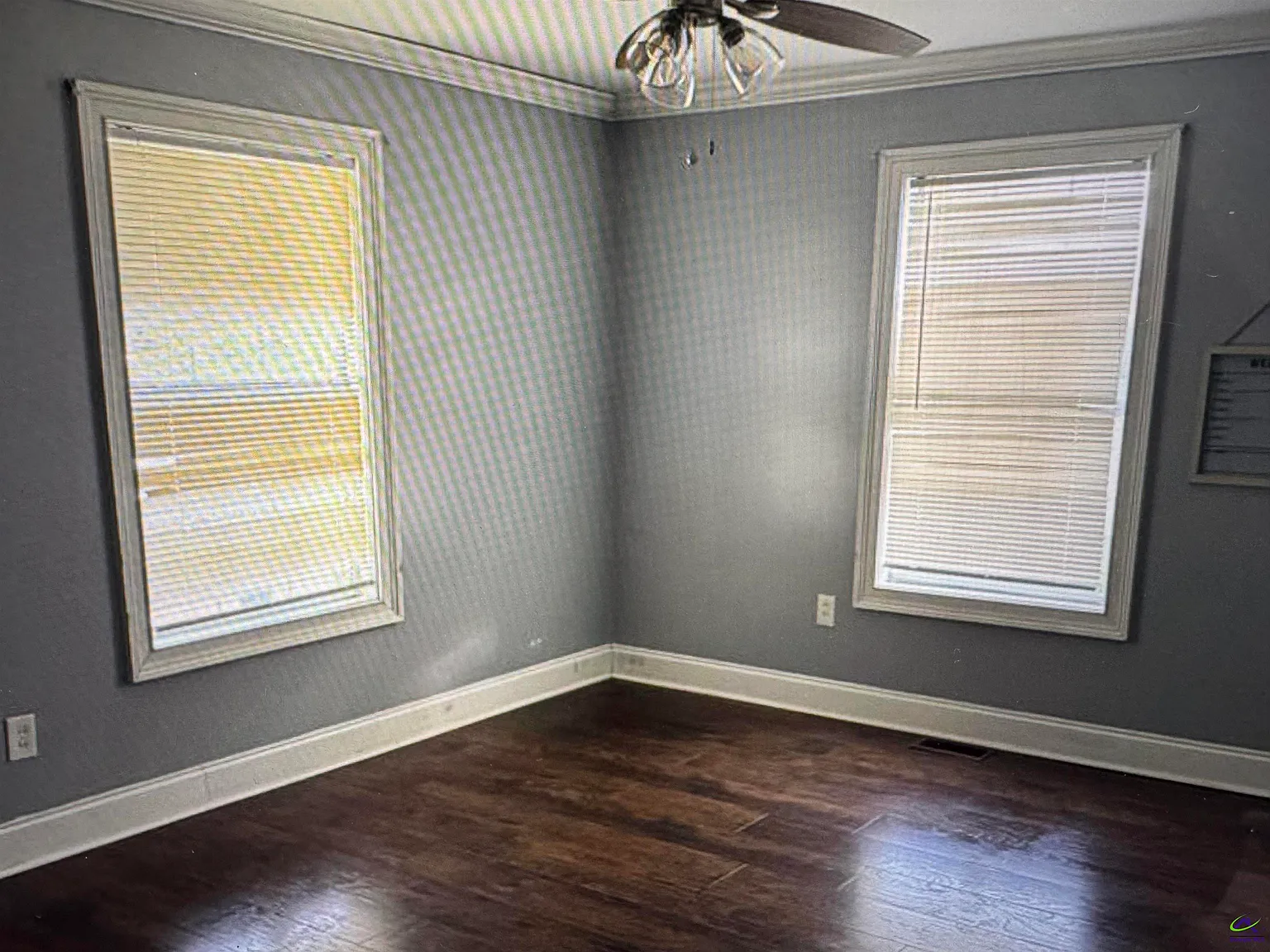 2 bed, 1.0 bath, 725 sqft, $1,000 — Photo 2