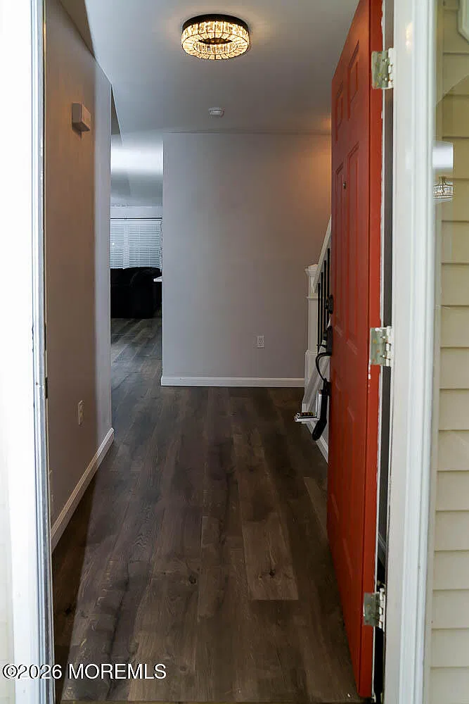 3 bed, 1.5 bath, 1609 sqft, $3,500 — Photo 3