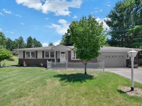 2655 Lakeside Dr, Lexington, OH 44904