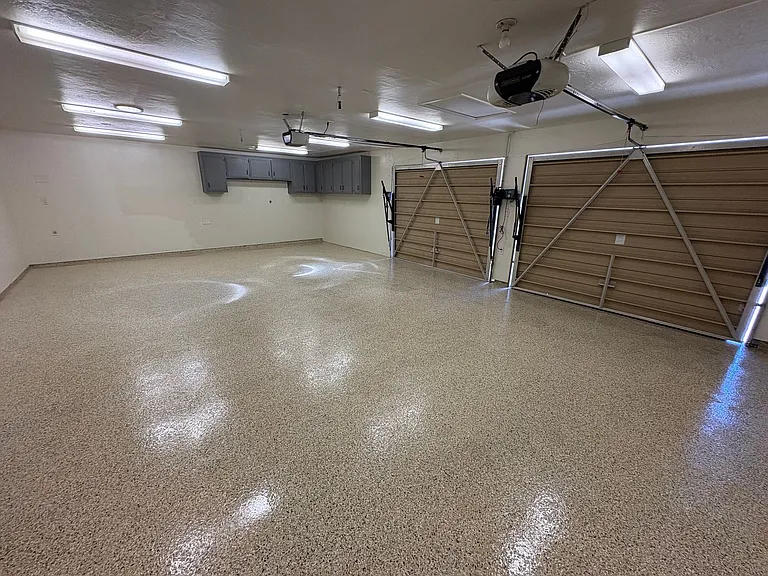 2322 E Vassar Dr — Photo 38