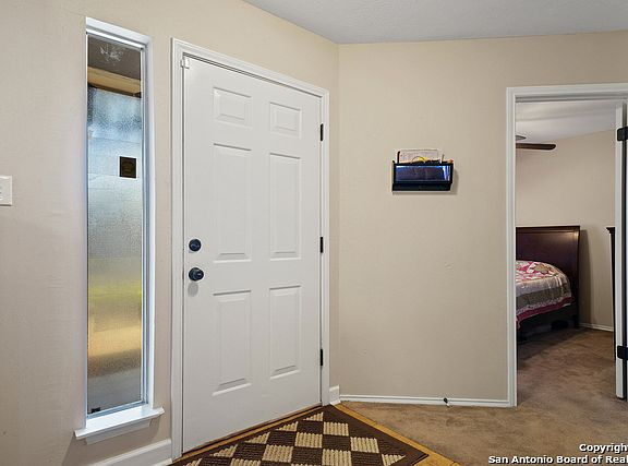 5th image of 2721 Cedar Ln