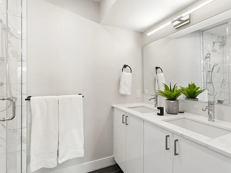 390 Cambridge St #1 — Photo 6