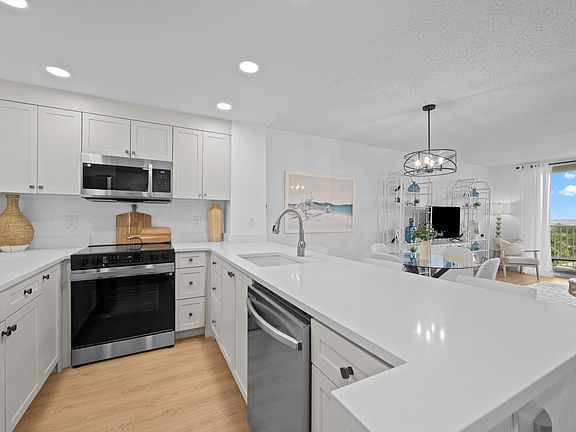 3rd image of 3540 S Ocean Blvd APT 612