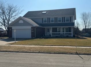 8111 Old Mill Rd, Frankfort, IL 60423