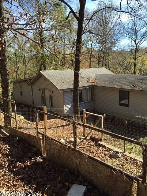 2nd image of 111 Coweta St