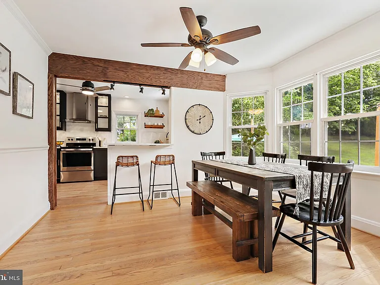 9223 Old Court Rd — Photo 21