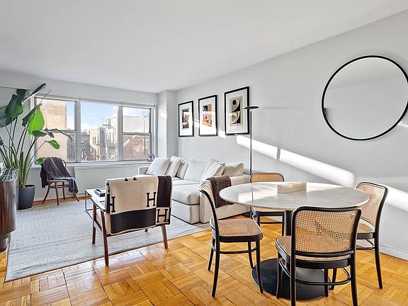 2nd image of 33 Greenwich Ave #7M