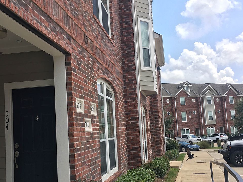 1st image of 305 Holleman Dr #504