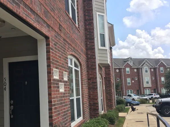 305 Holleman Dr #504, College Station, TX 77840