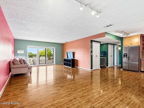 5th image of 4180 Lyndon Way Unit 507