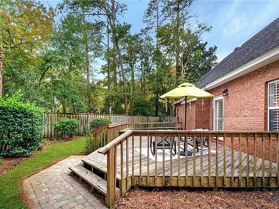 4th image of 120 Ashwood Way