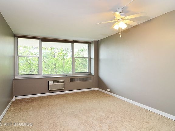 5th image of 4250 N Marine Dr APT 502