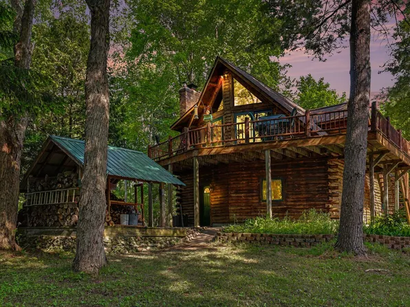 3684 Four Mile Rd NE, Grand Rapids, MI 49525