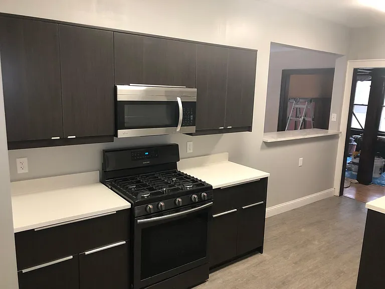 2518 Dupont Ave S #3 — Photo 2