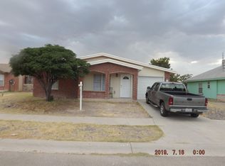 119 Barrel Cactus Dr, Horizon City, TX 79928