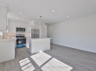 2841 Keele St #7, Toronto, ON M3M 2G7
