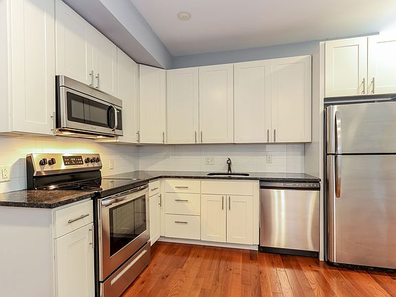 5th image of 3538 Wharton St Unit 2