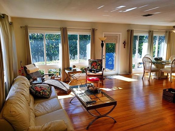 5th image of 928 Narcissus Ave