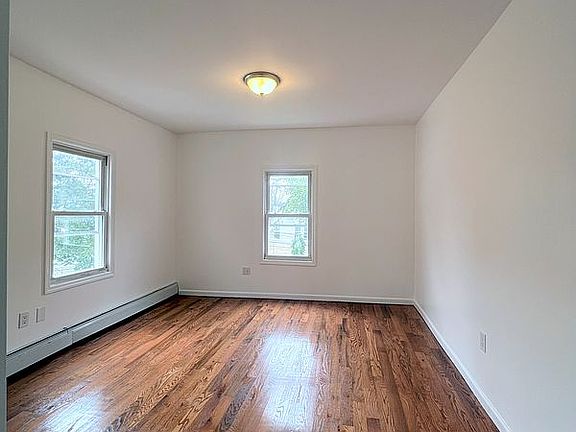 4th image of 75 De Sales Pl