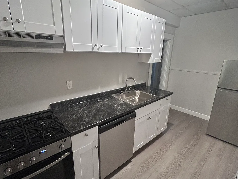 299 Nahant Rd #1