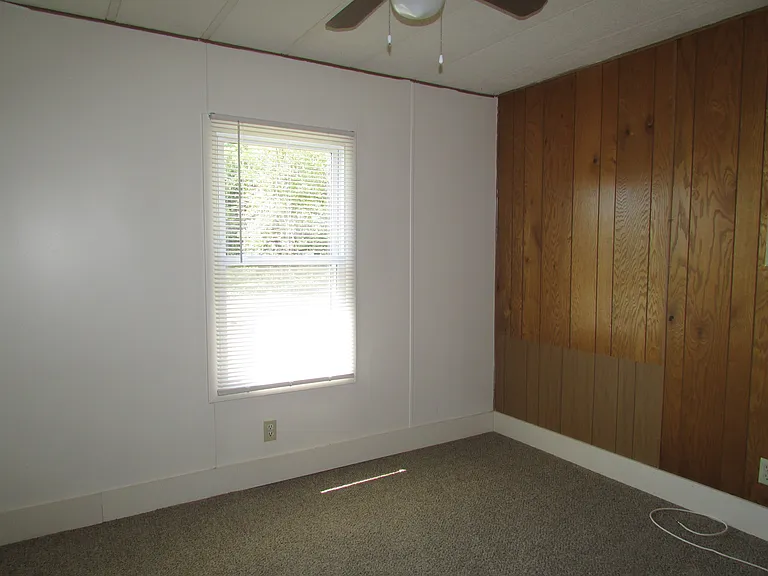 14446 Slim St — Photo 13