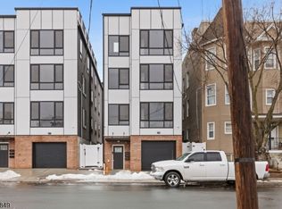 37 S 7th St #2, Newark, NJ 07107