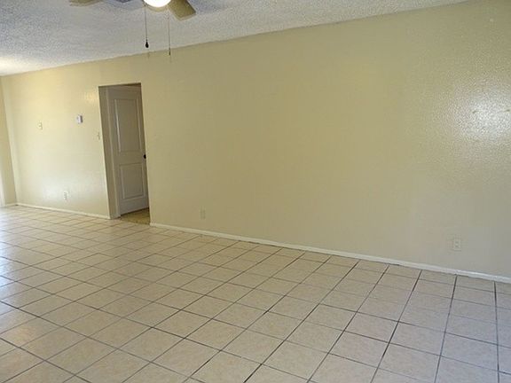 5th image of 9122 Ocean Gate St