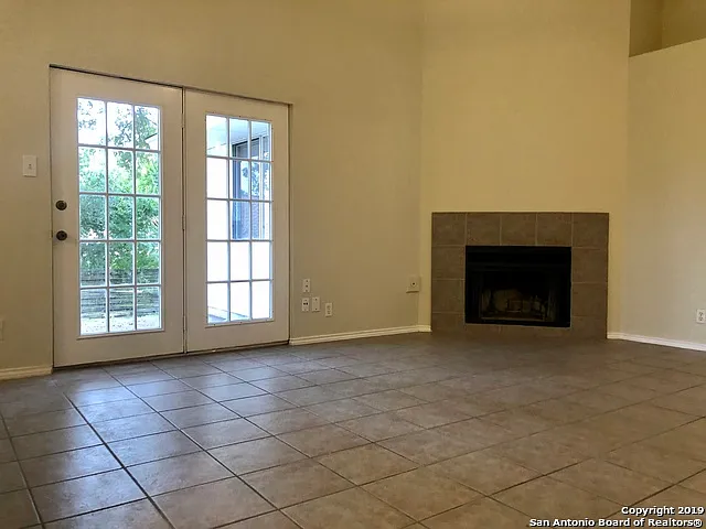 7906 Forest Rnch — Photo 11