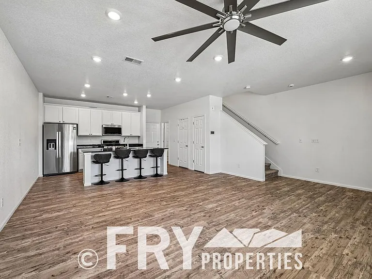 21061 E 60th Ave — Photo 11