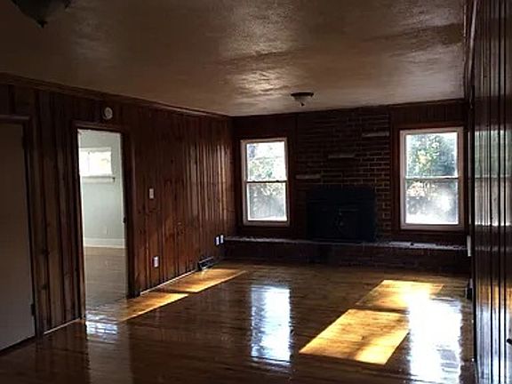 4th image of 1713 Madison Ave