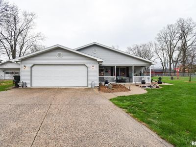 104 Esser St, Washington, IL, 61571