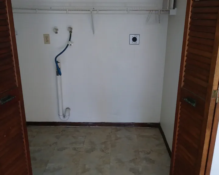 6419 Eric Dr — Photo 6