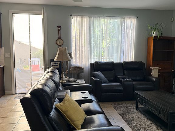 5th image of 10517 Hollingsworth Way