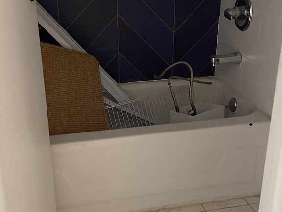 2nd image of 108 Madison St APT 7