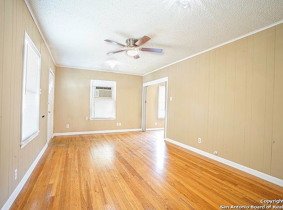 5th image of 212 Christine Dr