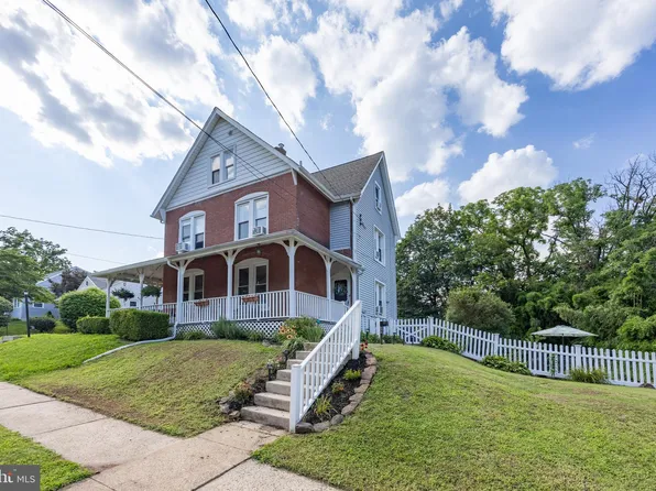 515 Heckel Ave, Spring City, PA 19475