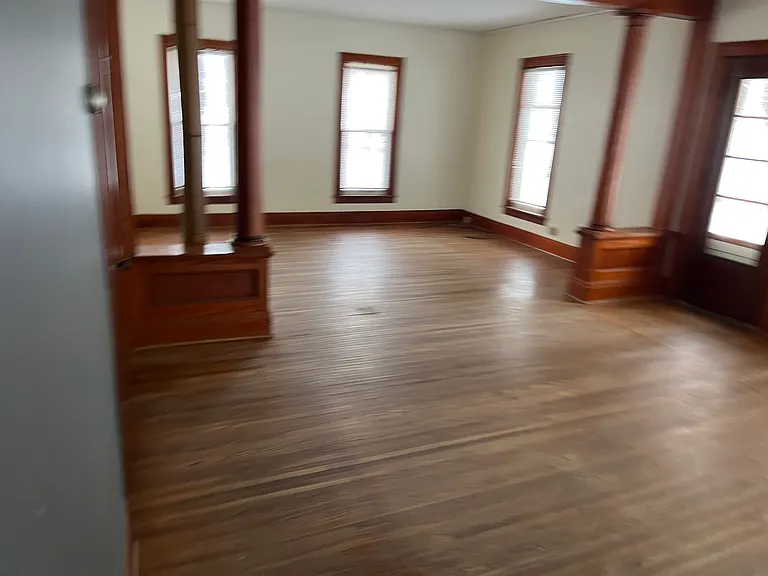 18 Grove St — Photo 1