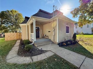 921 Brown Ave, Osawatomie, KS 66064