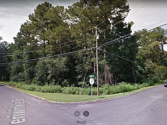 2nd image of 3064 Periwinkle Dr