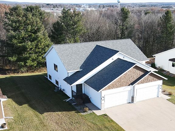 2nd image of 725 Diamond Lane