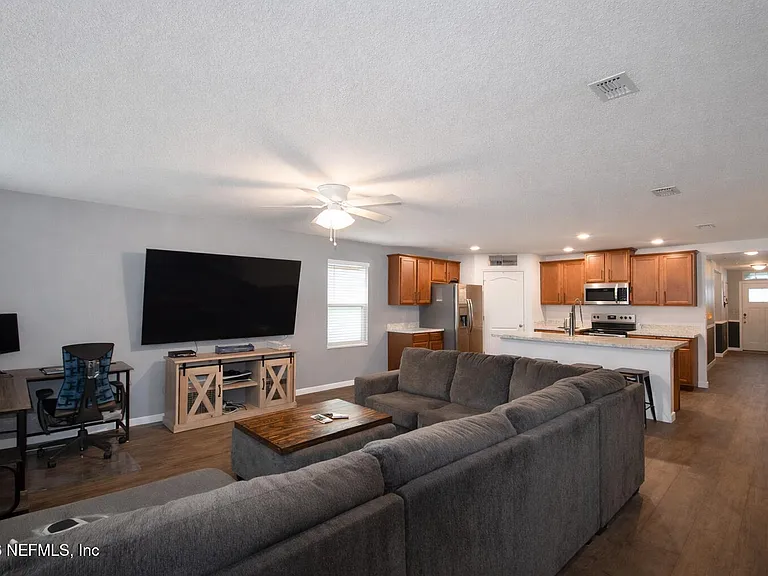3554 Shiner Dr — Photo 6