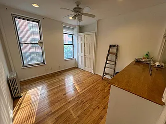 Rented by Best Apartments North Inc