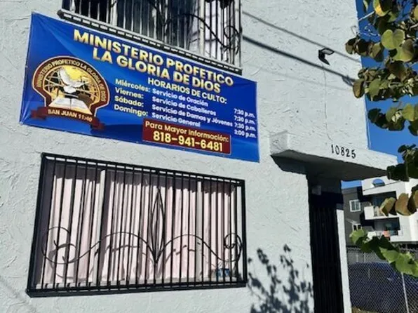 10825 Magnolia Blvd, North Hollywood, CA 91601