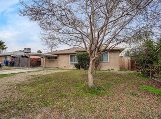 1325 Dellavalle Ave, Madera, CA 93638