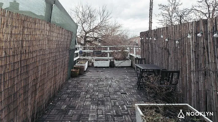 Rented by Nooklyn NYC LLC | media 4