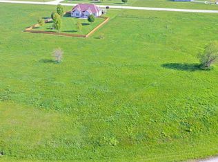 1030 Prairie View Dr, Somonauk, IL 60552