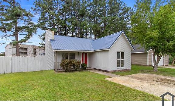 3rd image of 7029 Candlewood Dr