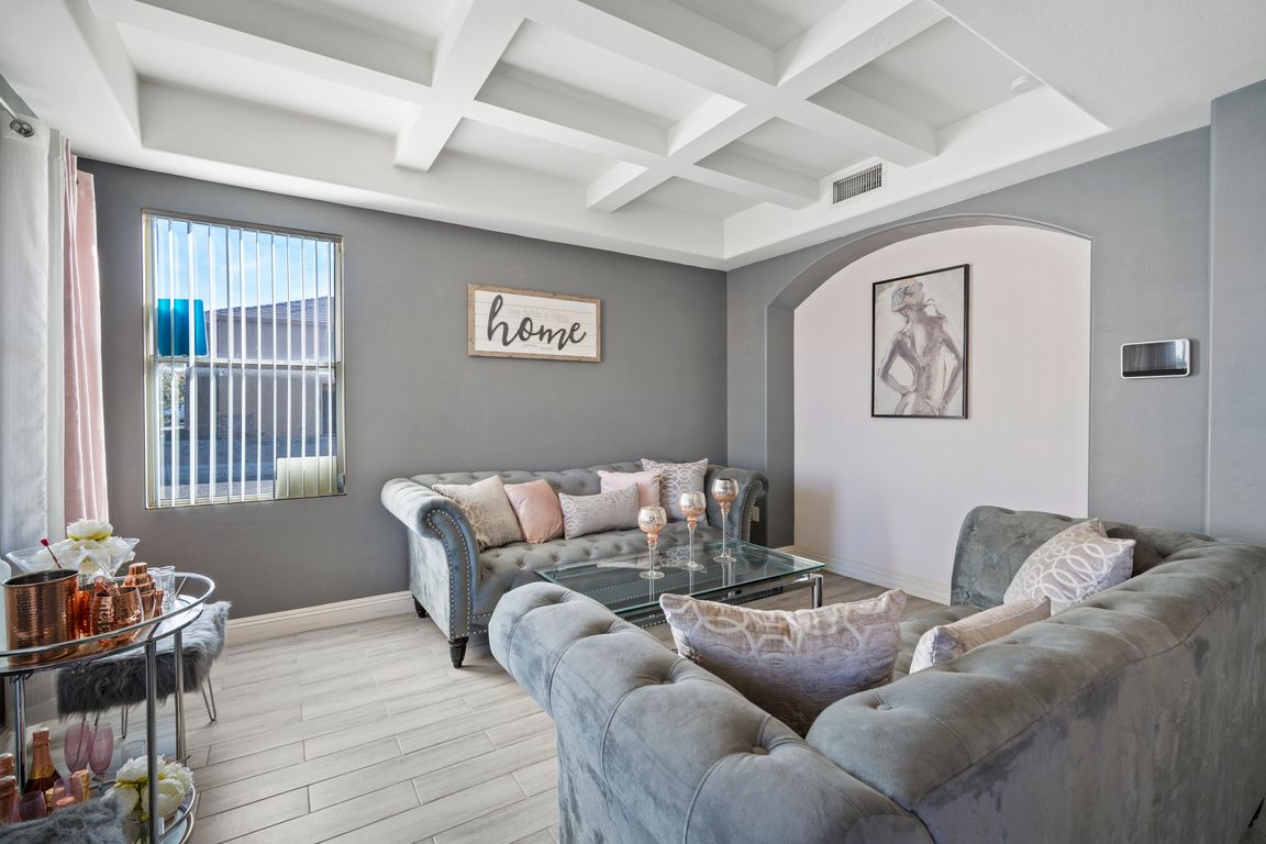 next background image